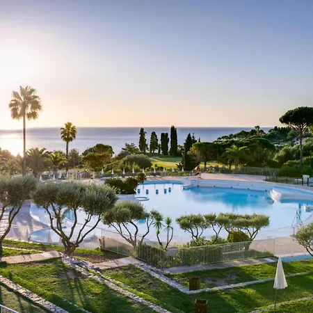 Apartment Le Hameau De Cap Esterel - Maeva - Climatise 2 Pieces 7 Personnes - Selection Mae-5947 *